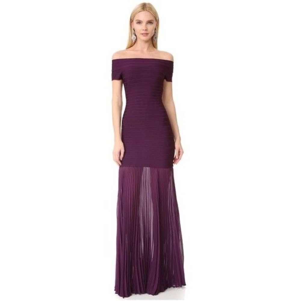 ⛔️SOLD⛔️
NWT Herve Leger bandage sheer dress in purple, SZ SMALL - Picture 3 of 14